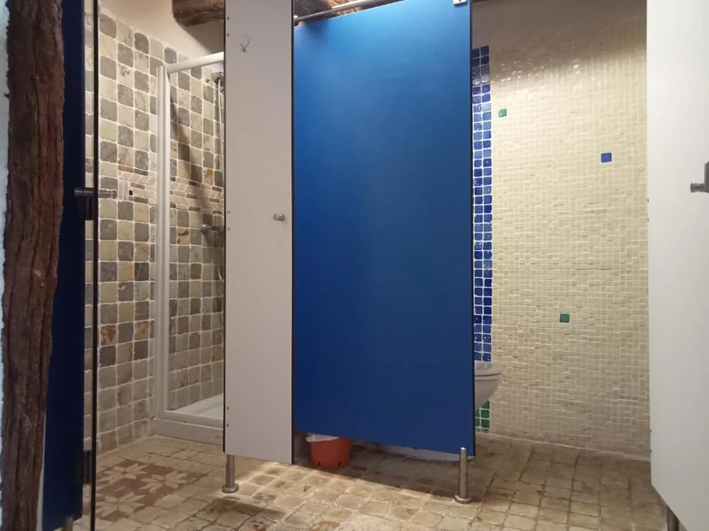 Camera quadrupla con bagno privato — Albergue de peregrinos Casa Nostra