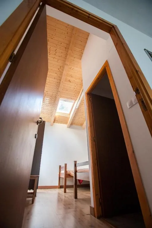 Camera Doppia con bagno - 2 letti — Albergue de Sabero