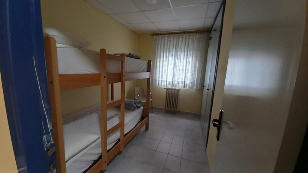 Standard-Doppelzimmer mit Gemeinschaftsbad — Albergue de Villamanín