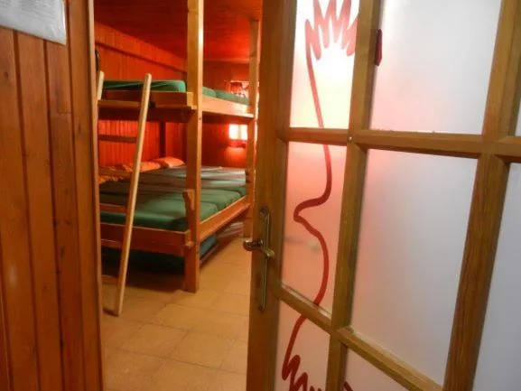 Habitación Familiar — Albergue "El Aguila"