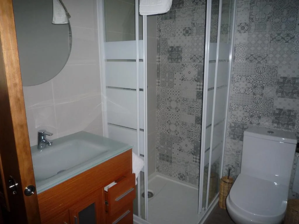 Habitación Doble — Albergue-Hostel Casa da Gandara