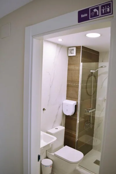 ALBERGUE HOSTING DUERO — foto 8