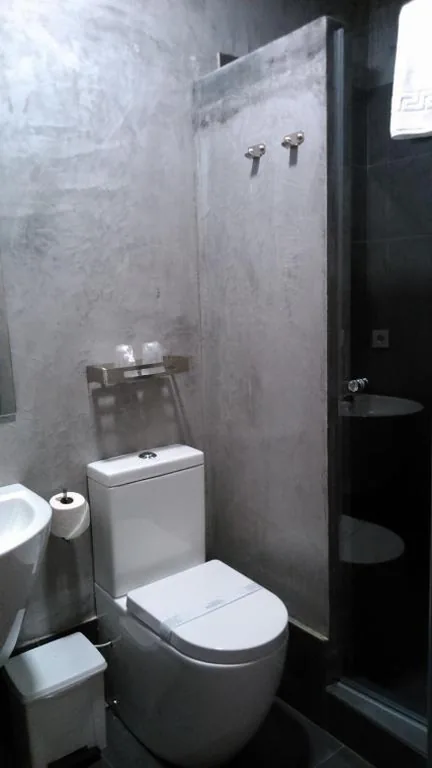 Chambre triple avec salle de bains — Albergue Inturjoven Cazorla