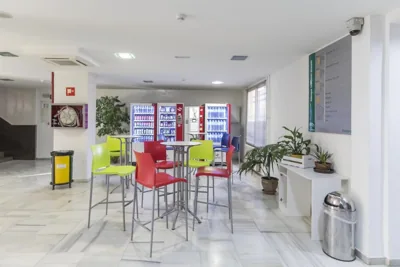 Albergue Inturjoven Granada — foto 10