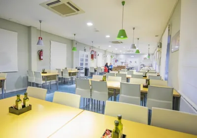Albergue Inturjoven Huelva — Foto 12