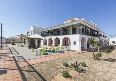 Albergue Inturjoven Punta Umbría — Foto 9