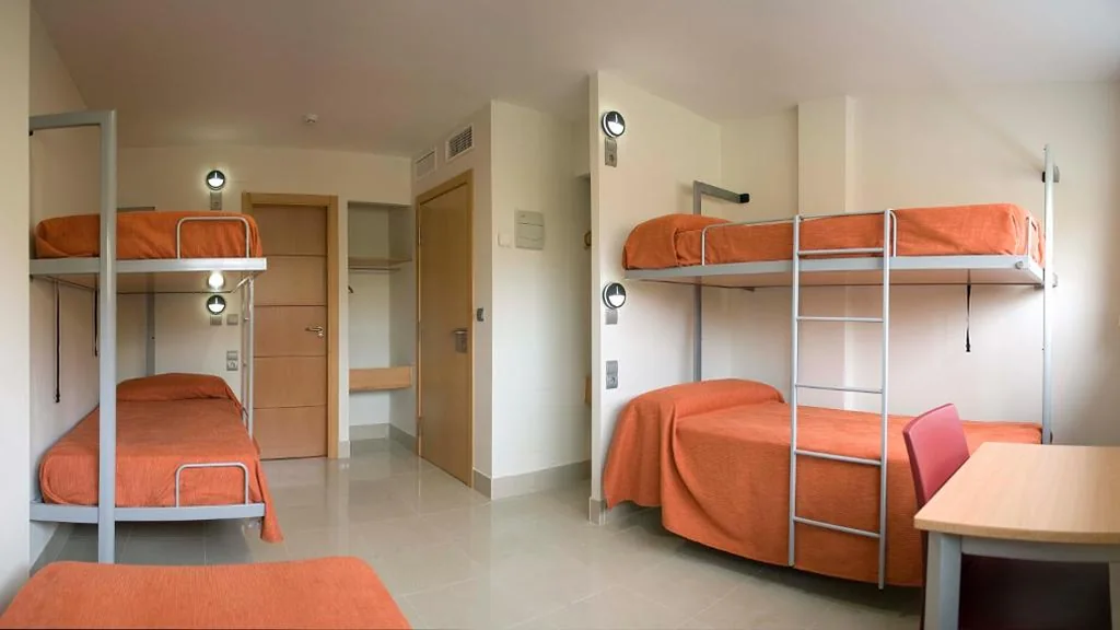 1 posto letto in dormitorio condiviso — Albergue Inturjoven Sevilla