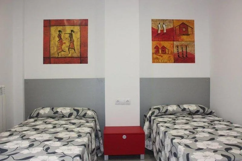 Camera quadrupla con bagno in comune — Albergue Izar