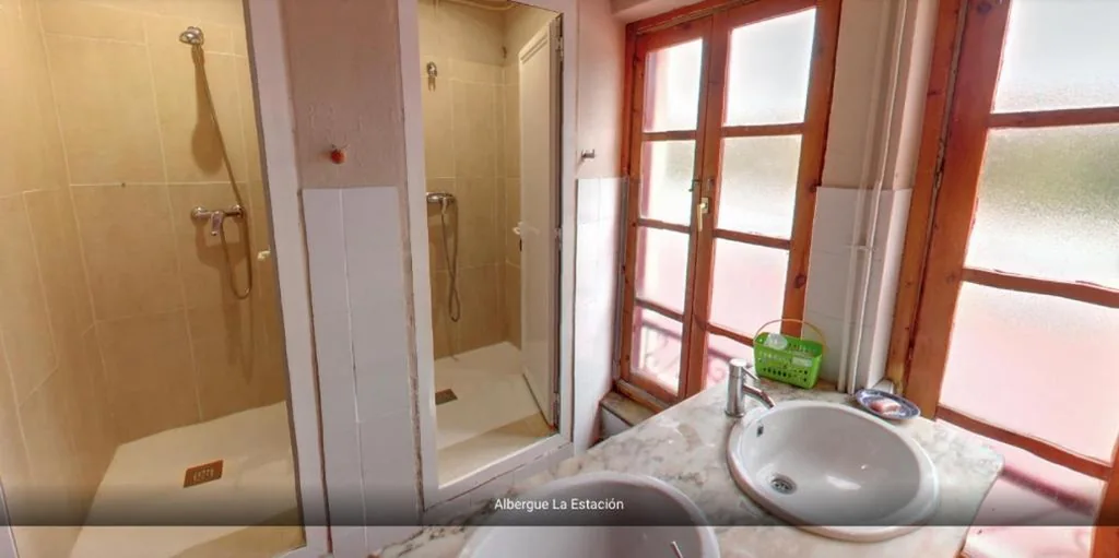 Bett in gemischtem Schlafsaal mit 4 Betten — Albergue La Estación