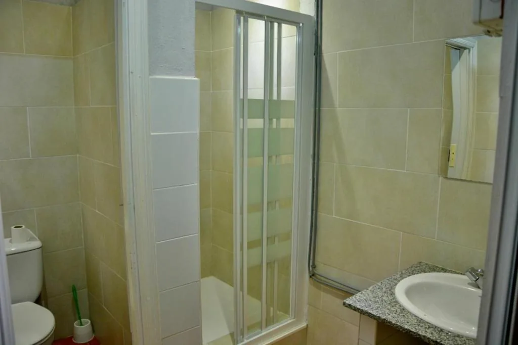 Bett in gemischtem Schlafsaal mit 6 Betten — Albergue La Estación