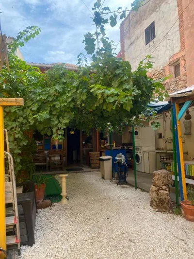 Albergue La Fuente Casa de Austria , SOLO PEREGRINOS — 写真 4