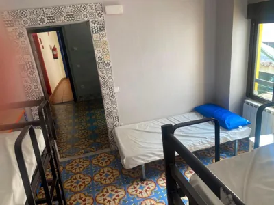 Albergue La Fuente Casa de Austria , SOLO PEREGRINOS — 写真 11