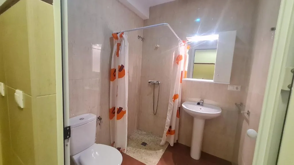 Quarto Familiar — ALBERGUE LA TIÑOSA