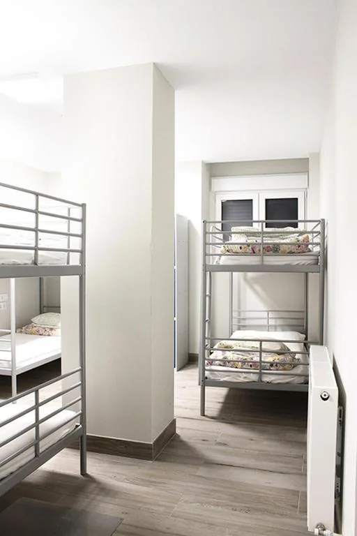 Chambre Familiale avec salle de bains privative — Albergue Logroño Centro