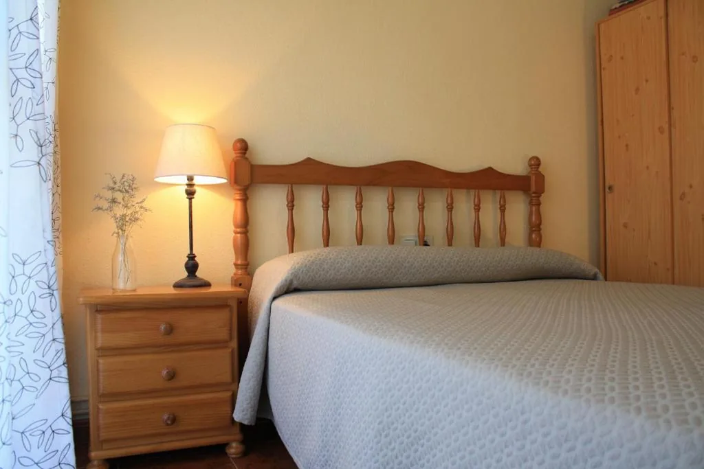 Camera doppia con bagno privato — Albergue Los Chorros