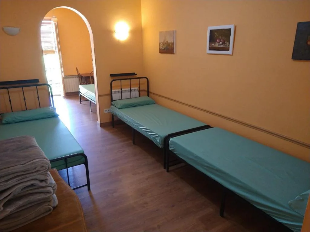 Habitación Compartida Mixta — Albergue Luz de Frómista