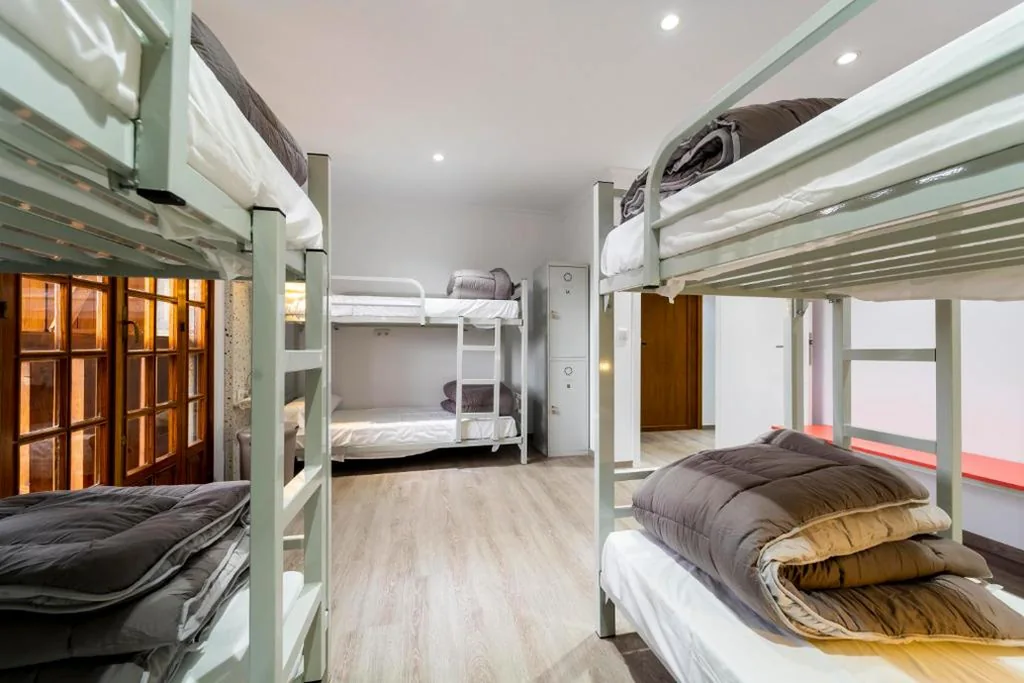 Camera familiare standard — Albergue Mirador de Pedrouzo