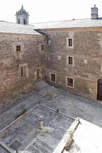Albergue Monasterio de La Magdalena — Foto 12