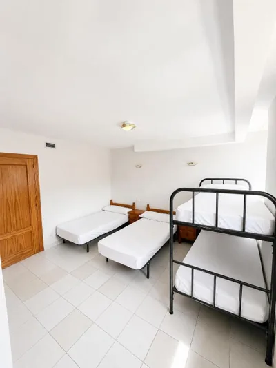 Albergue Municipal de Pradoluengo — foto 7
