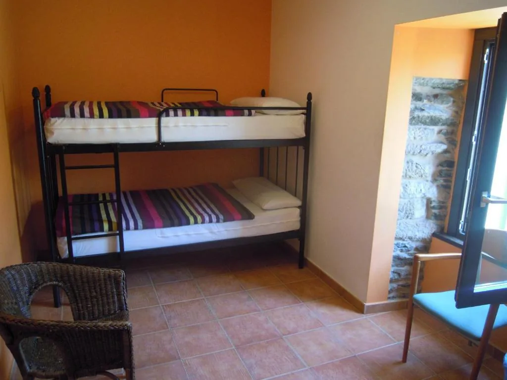 Camera quadrupla — Albergue O Durmiñento