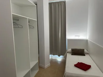 Albergue O Pedrón Hostel & Rooms — Foto 11