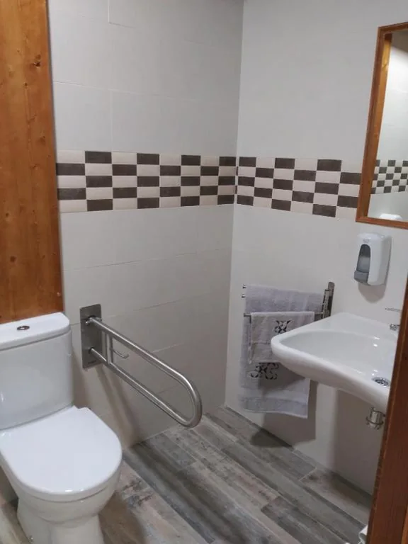 Single Room — Albergue Pension Porta Santa