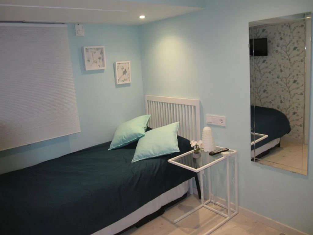Habitación Individual adaptada para personas con movilidad reducida — Albergue San Francisco