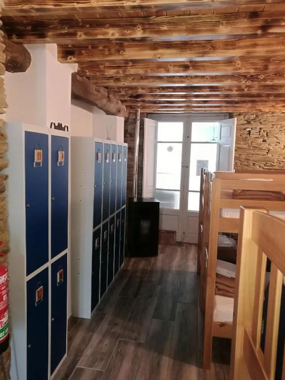 Habitación Compartida Mixta — Albergue Savior