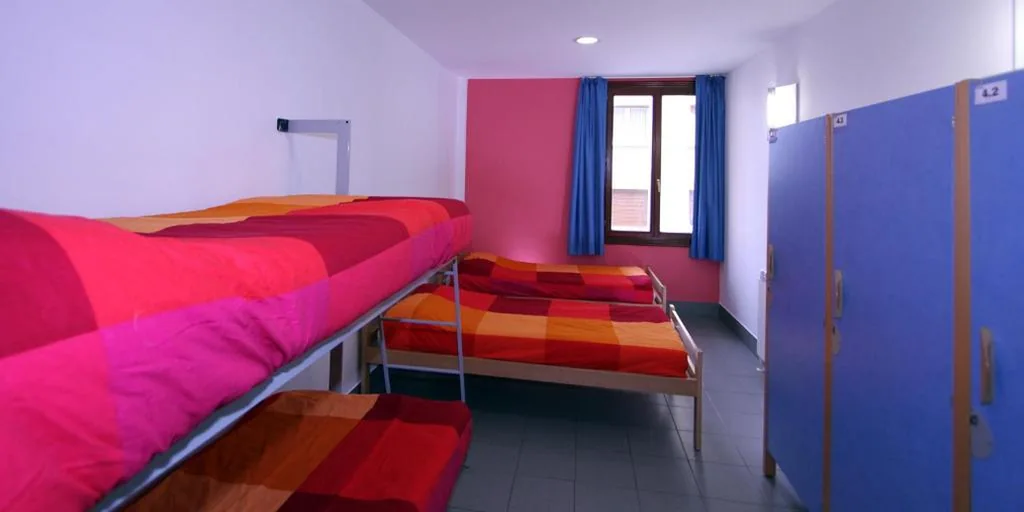 Posto letto in dormitorio condiviso con 4 letti — Albergue Trinkete Etxea
