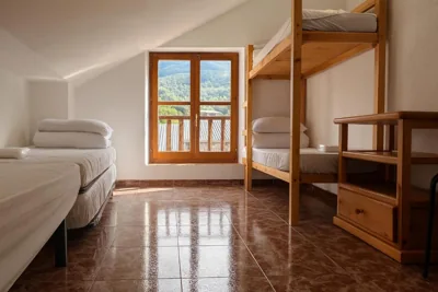 Albergue Tritón - Villanúa — foto 5