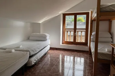Albergue Tritón - Villanúa — foto 10