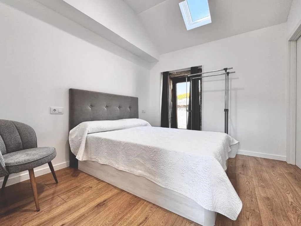 Camera con letto matrimoniale — Albergue Turistico En Armenteira A Fragua do Ferreiro