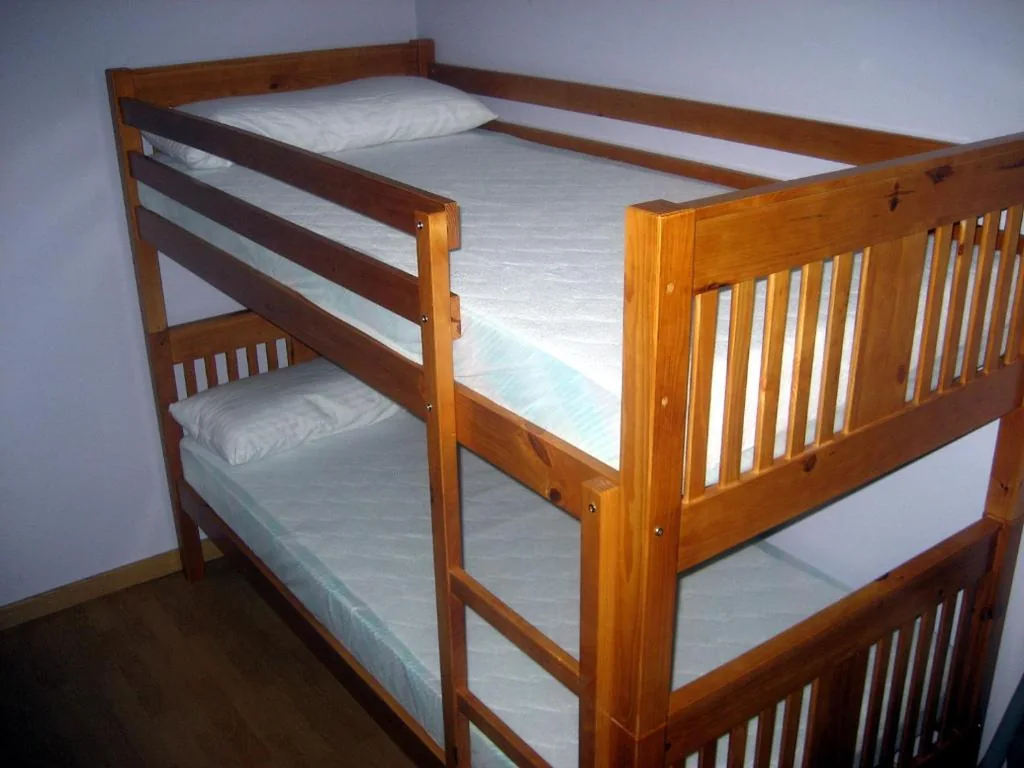 Doppelzimmer mit 2 Betten — Albergue Turístico Rio Aragon