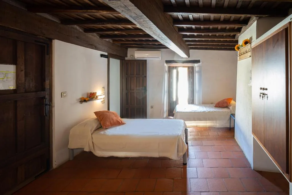Albergue Turístico "San Blas" I Hospedaje en Vía de la Plata I Oliva de Plasencia