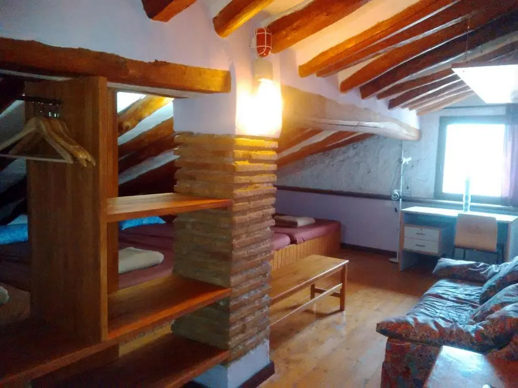 Camera quadrupla — Albergue Ull de Canals