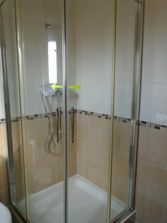 Habitación Doble con baño privado - 2 camas — Albergue Victoria
