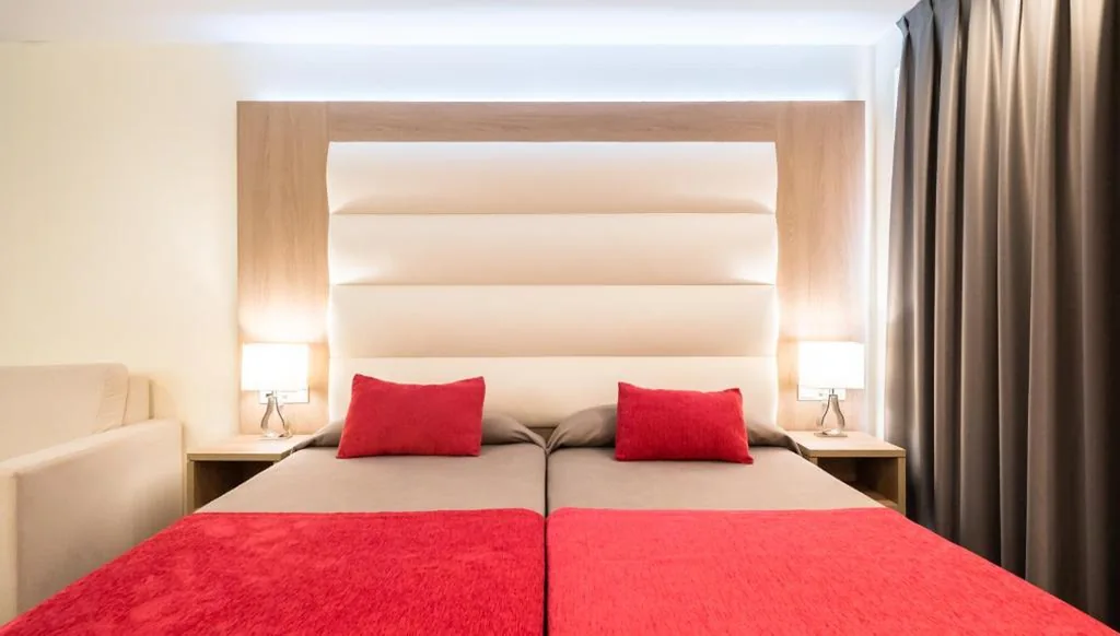Quarto Duplo Premium (2 adultos) — Albir Garden Resort