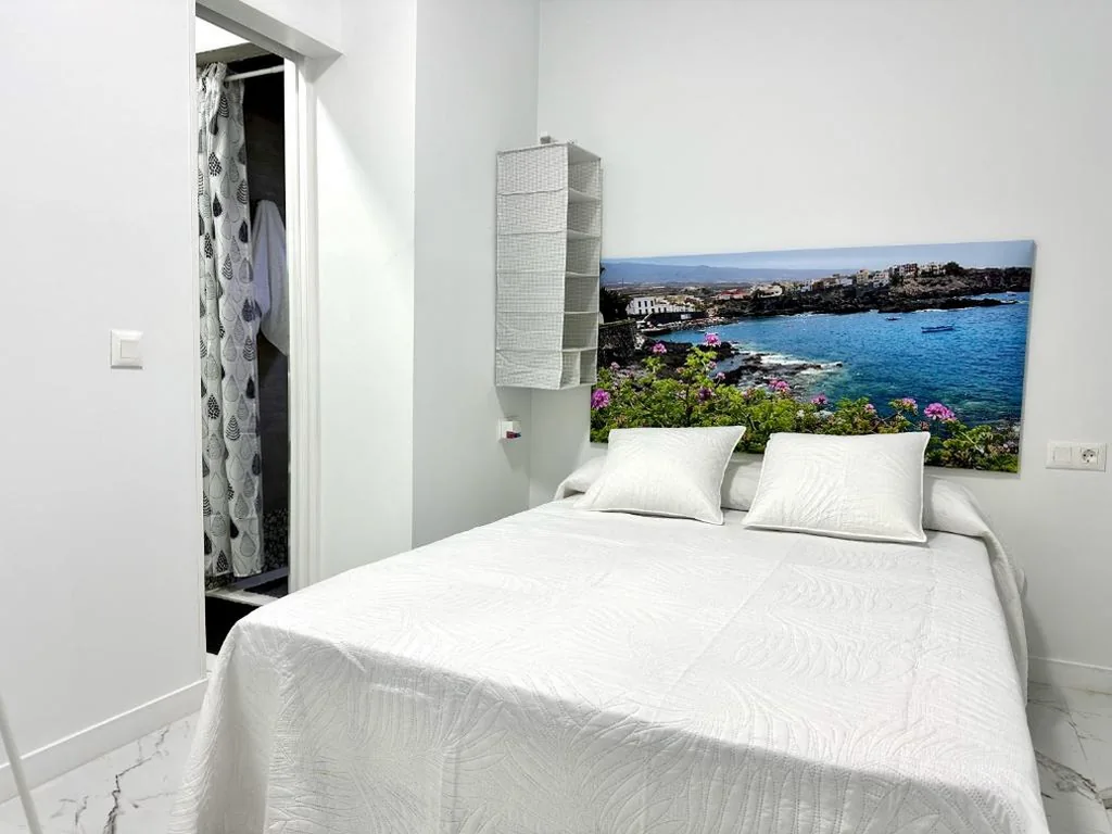 Alcalá Retreat: Ocean View & Modern Comfort