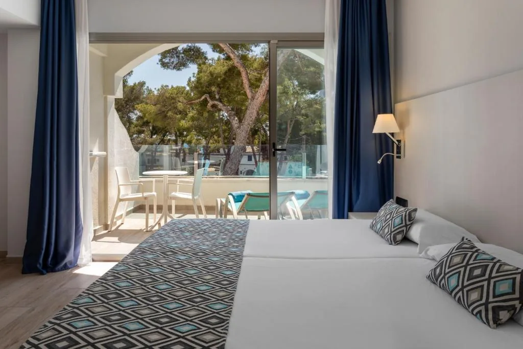 Deluxe客房 — Alcanada Golf Hotel