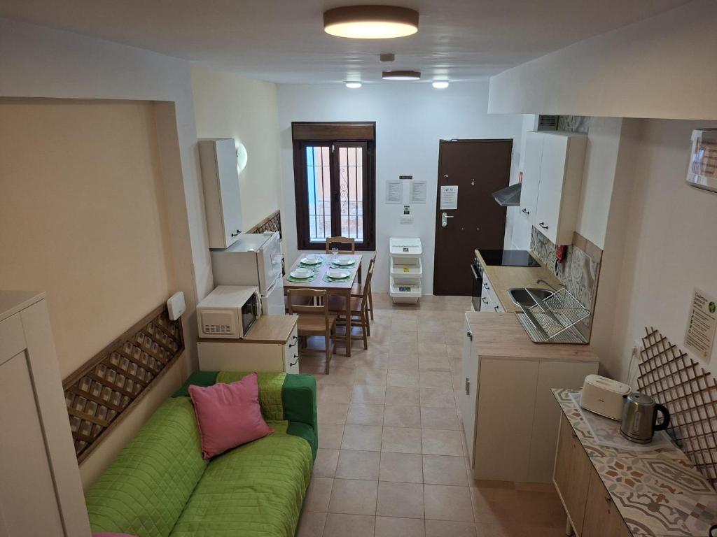 Alcazaba Home