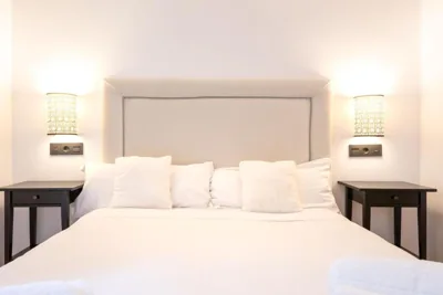 Alcazar Pool Villa by Valcambre — foto 8