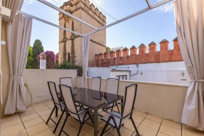 Alcazar Pool Villa by Valcambre — foto 10