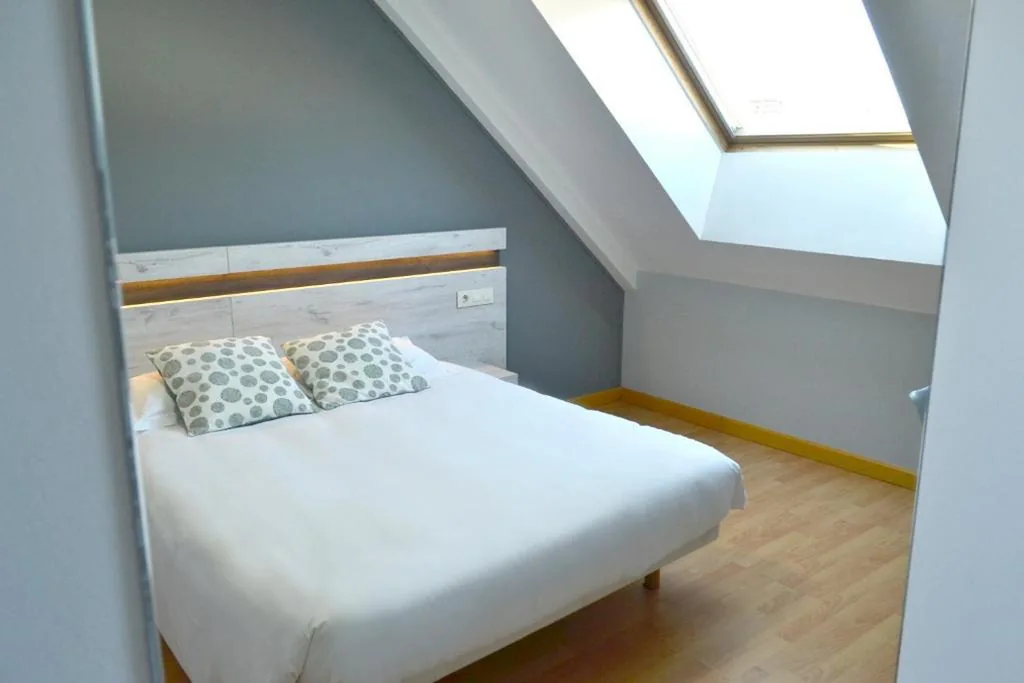 Quarto Superior - 1 cama grande — Alda Centro Oviedo