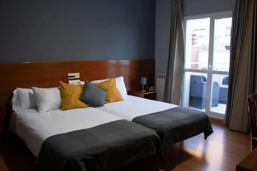 Standard-Doppelzimmer mit Terrasse – 2 Betten — Alda Ciudad de Soria