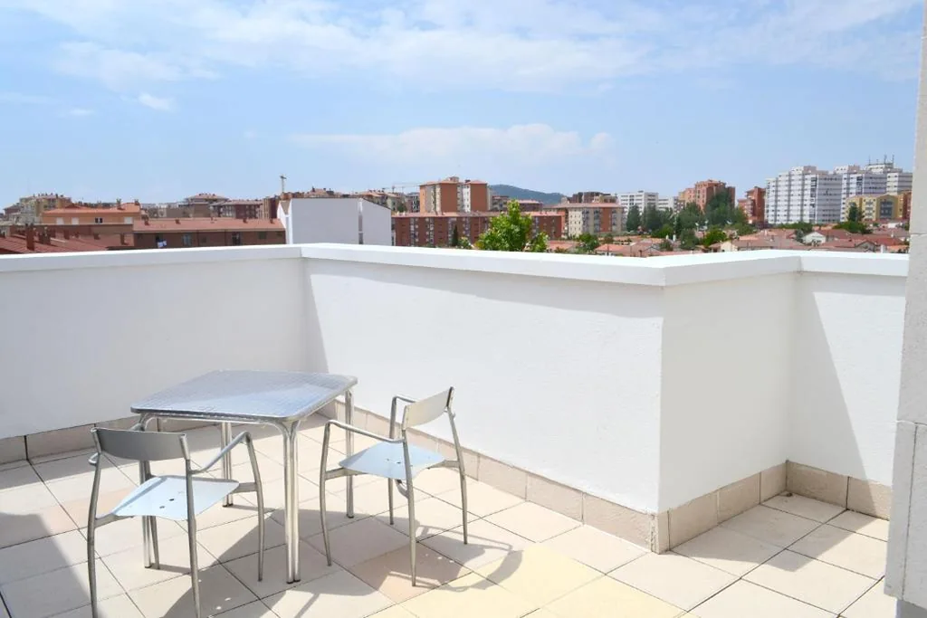 Familienzimmer mit Terrasse — Alda Ciudad de Soria