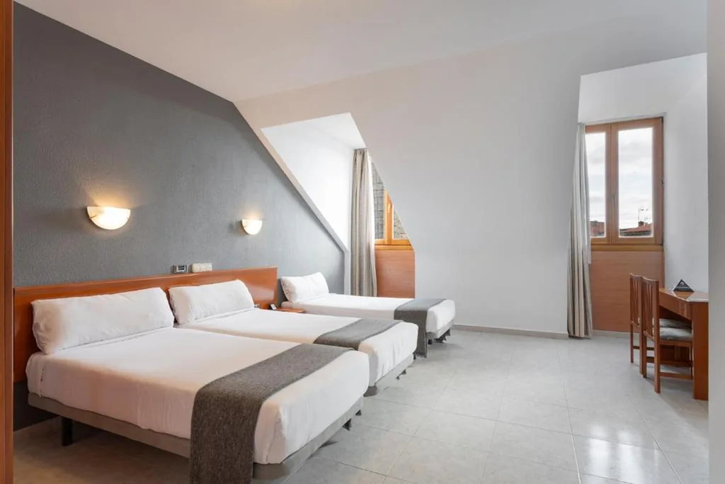 Quarto Duplo com cama extra — Alda Ciudad de Toro