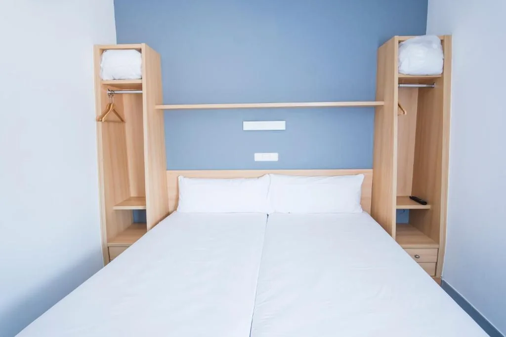 Habitación Doble Estándar - 1 o 2 camas — Alda Egues Rooms