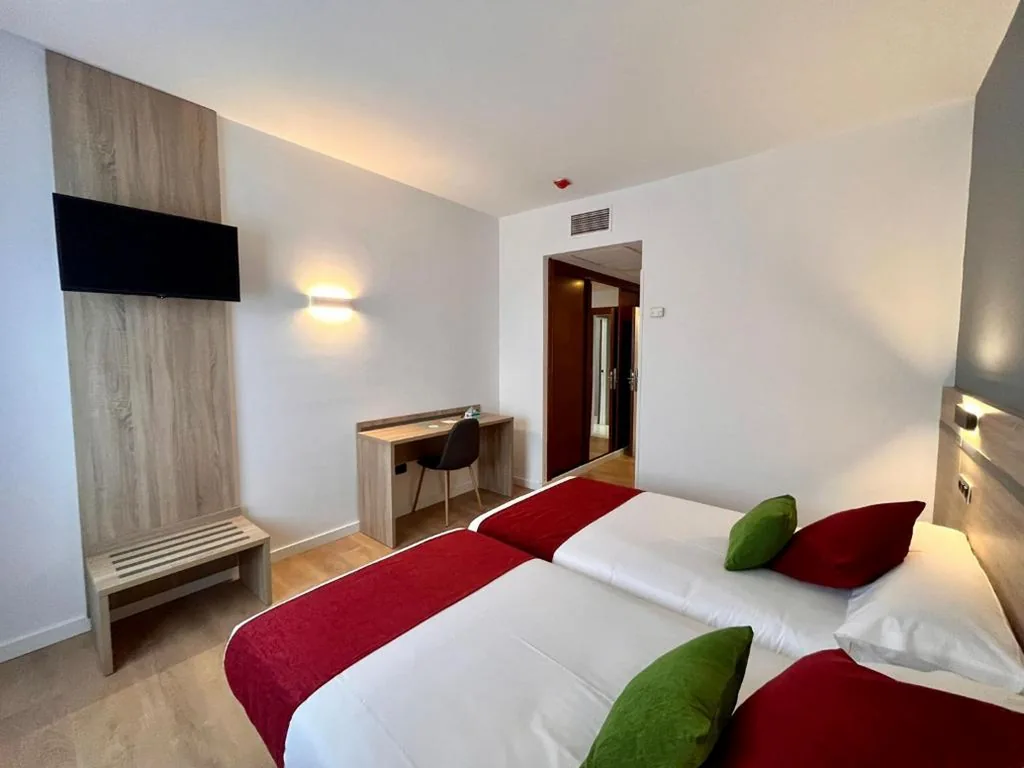 Chambre Double Économique — Alda Malvasía