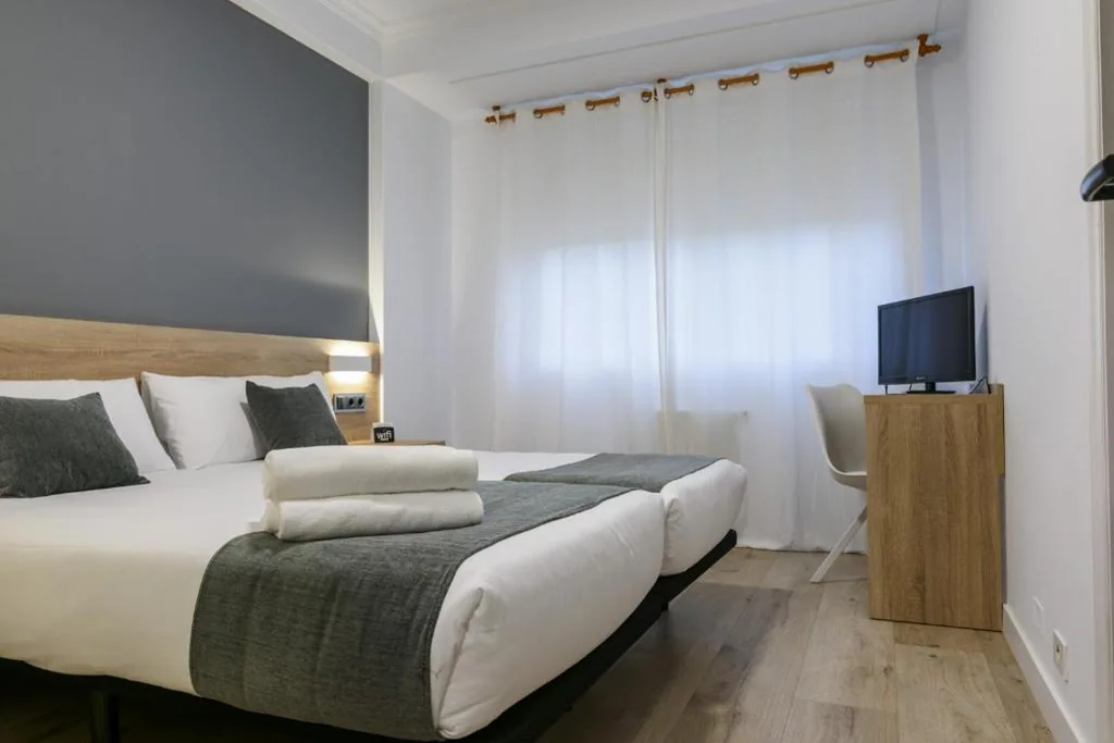 Standard-Doppelzimmer — Alda Narón