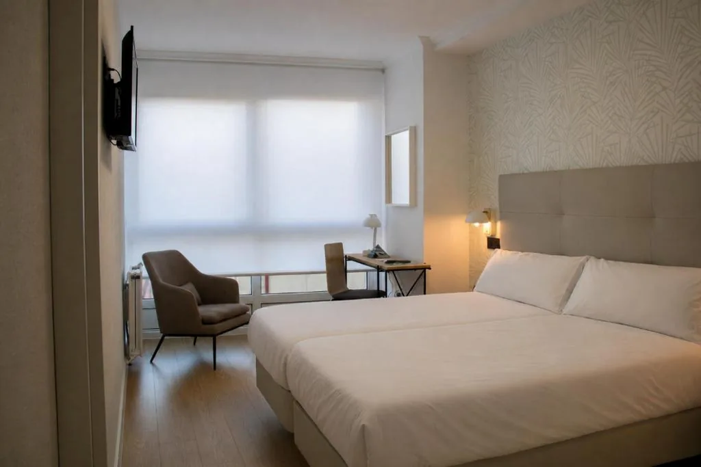 Habitación Doble Estándar - 1 o 2 camas — Alda Orzán